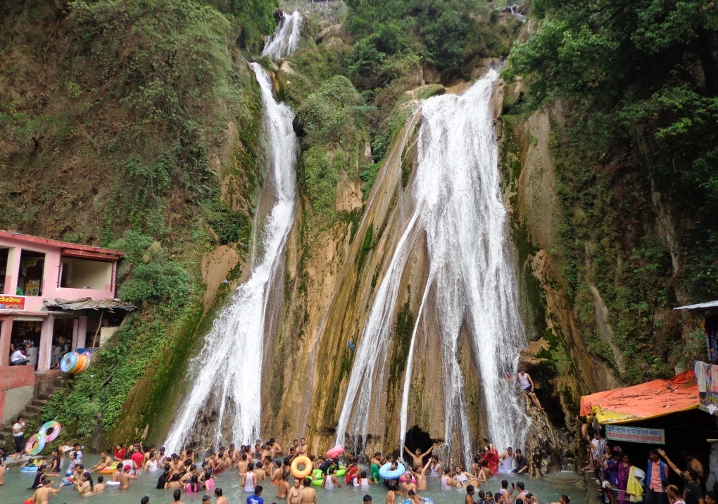 Jharipani Falls