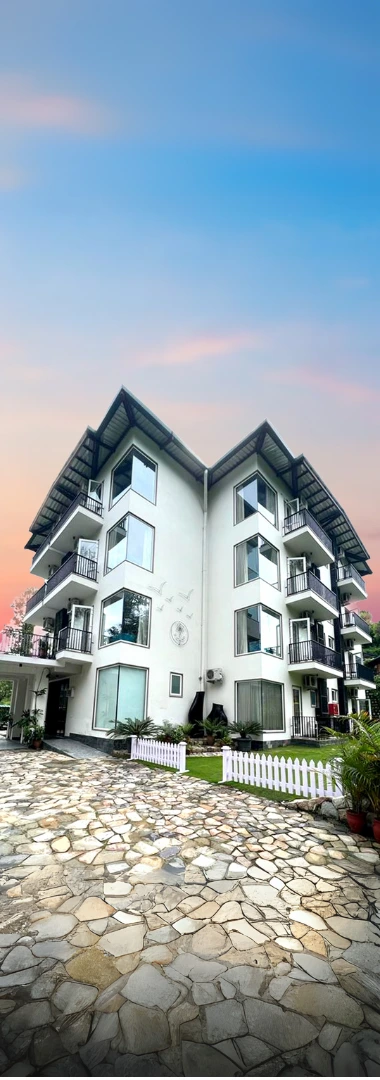 Ataraxia Crestmont Resort