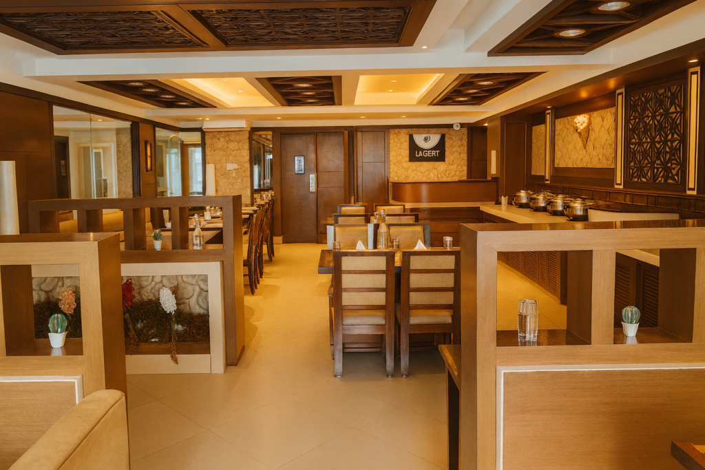 La CREST Restaurant in jim corbett